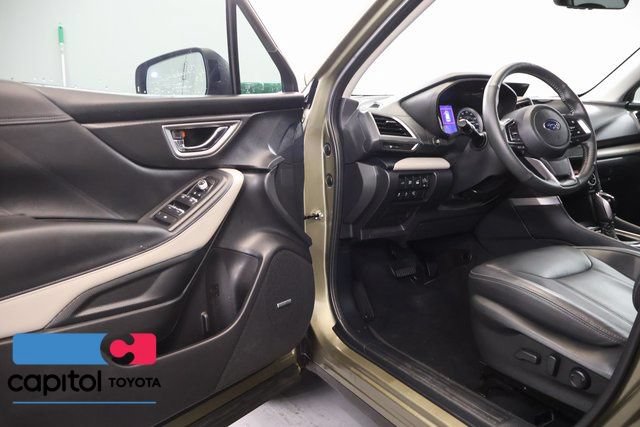 Used 2023 Subaru Forester Limited AWD/4WD image 8