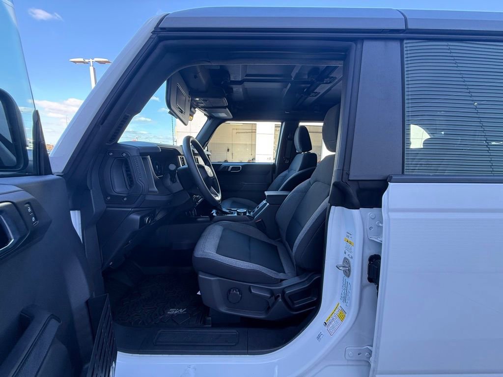 Used 2025 Ford Bronco 4-Door image 17