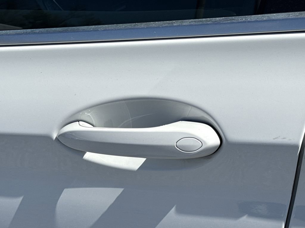 Used 2022 BMW X4 xDrive30i w/ Premium Package 2 image 32