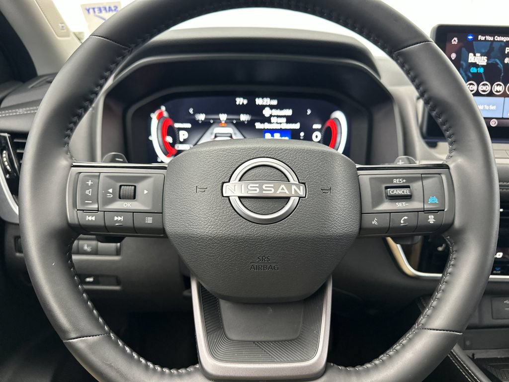 Used 2025 Nissan Rogue Platinum w/ Platinum Premium Package AWD/4WD image 23