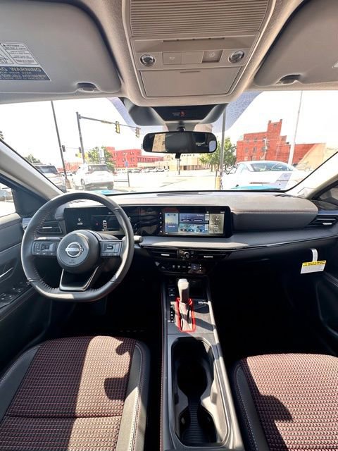New 2025 Nissan Kicks SR image 34