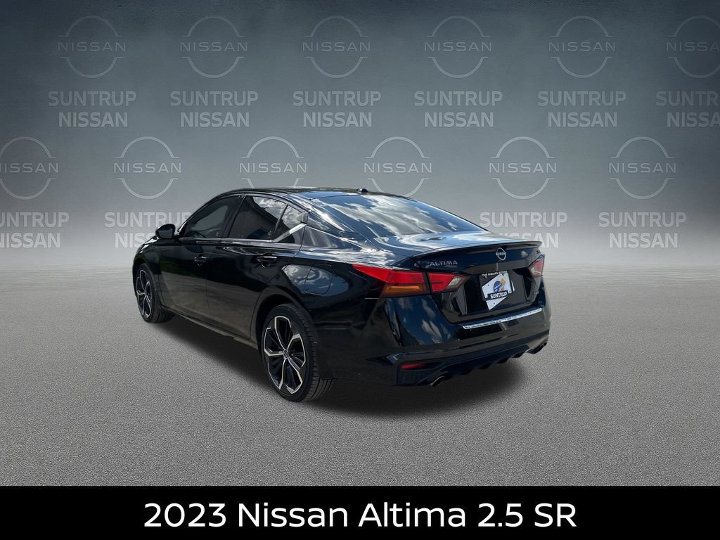Certified 2023 Nissan Altima 2.5 SR w/ SR Premium Package AWD/4WD image 3