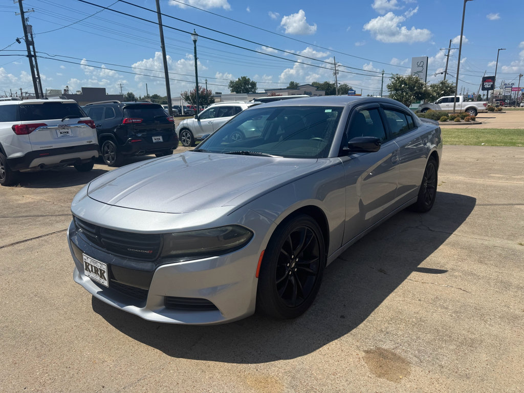 Used 2018 Dodge Charger SXT w/ Blacktop Package