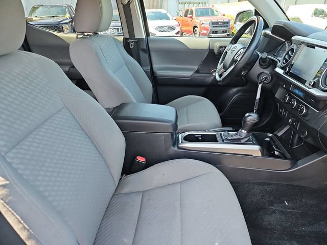 Used 2022 Toyota Tacoma SR5 w/ Technology Package RWD image 12