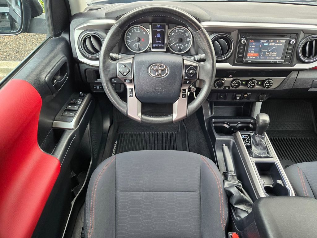 Used 2019 Toyota Tacoma SR5 image 11