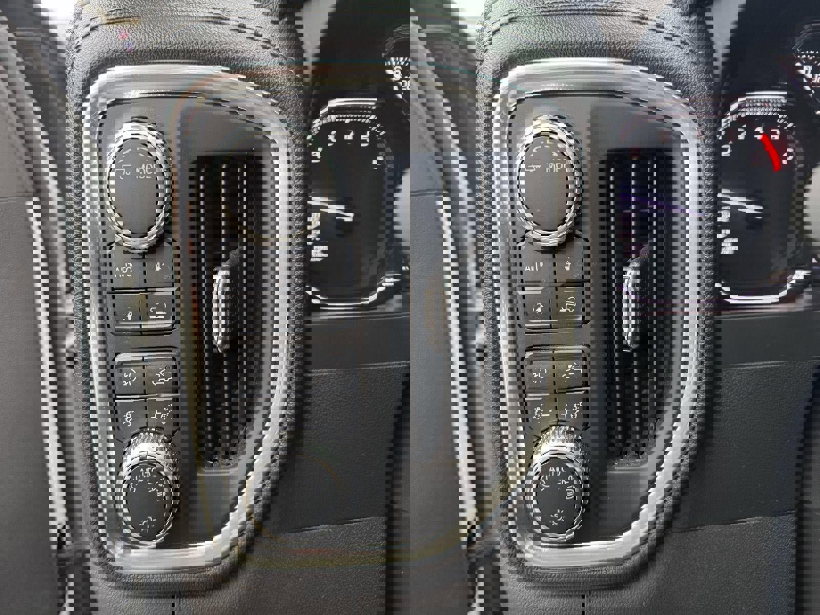 Used 2020 GMC Sierra 1500 Elevation w/ Elevation Value Package image 14