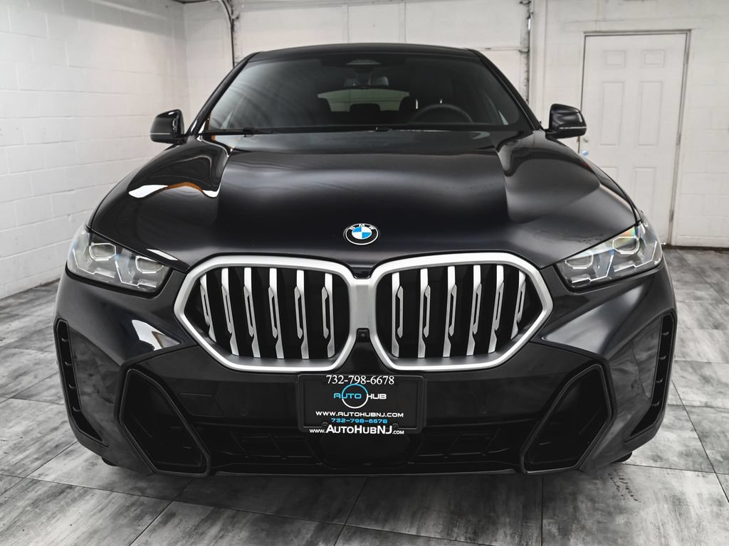 Used 2026 BMW X6 xDrive40i AWD/4WD image 2