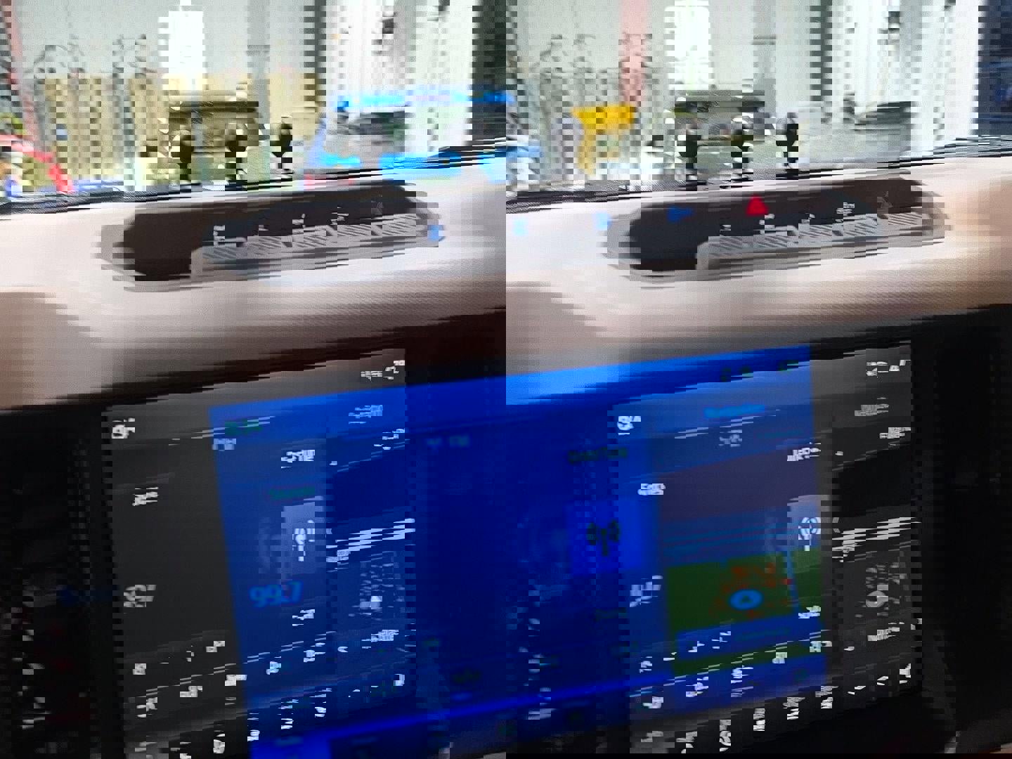 Used 2024 Ford Bronco Wildtrak image 12