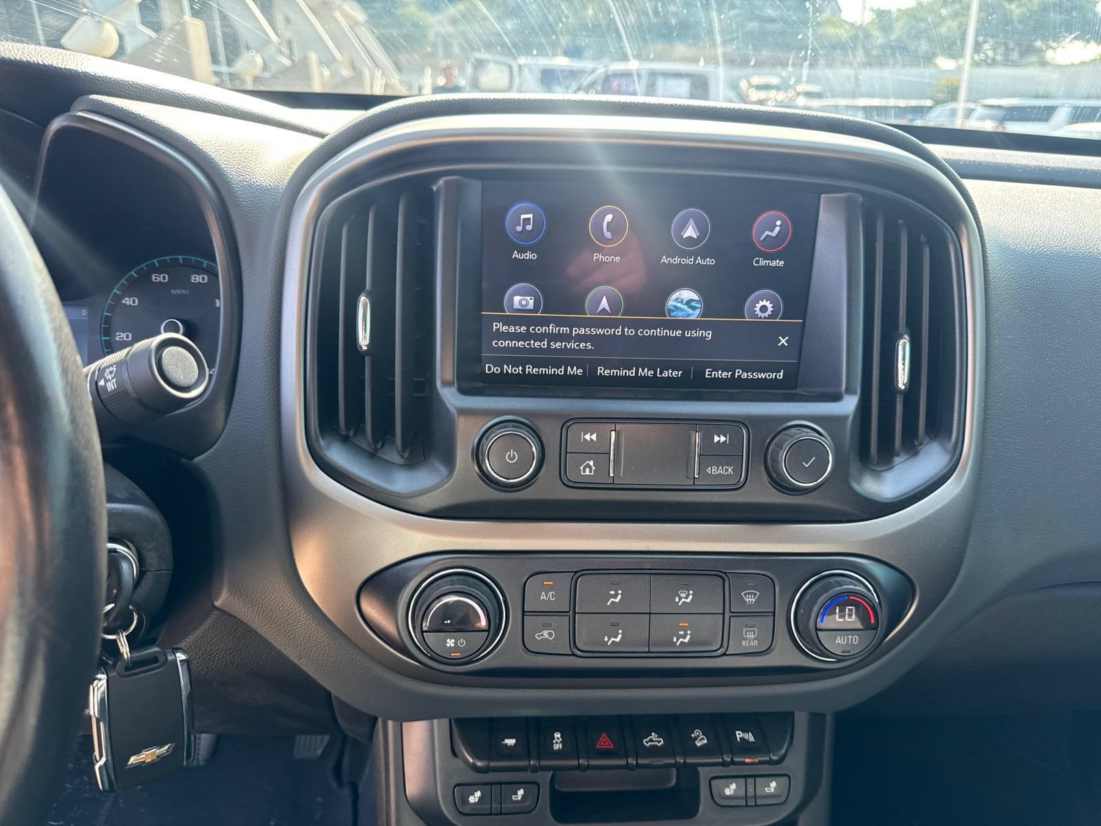 Used 2020 Chevrolet Colorado Z71 RWD image 25