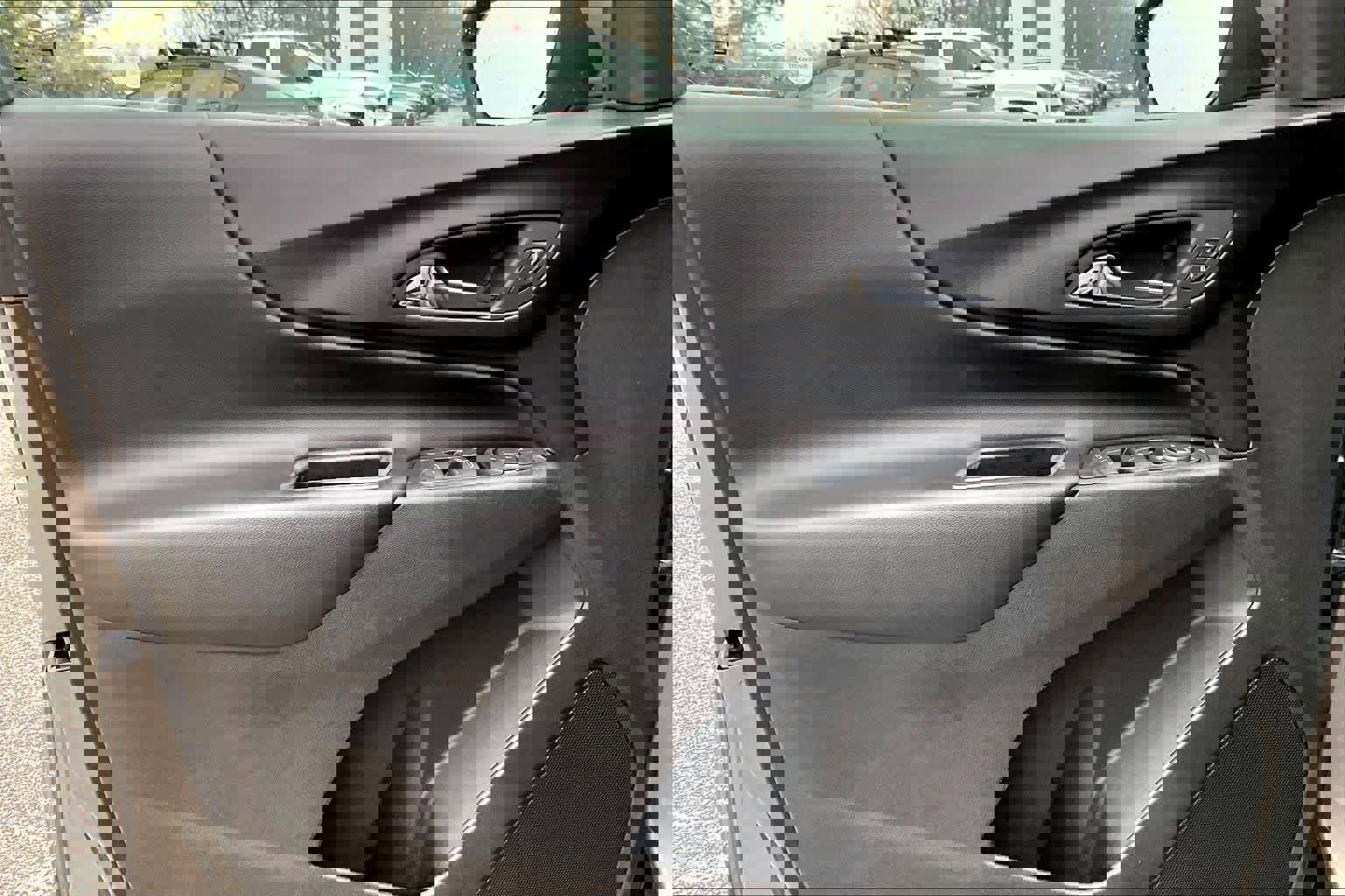 Used 2019 Chevrolet Equinox LT image 21