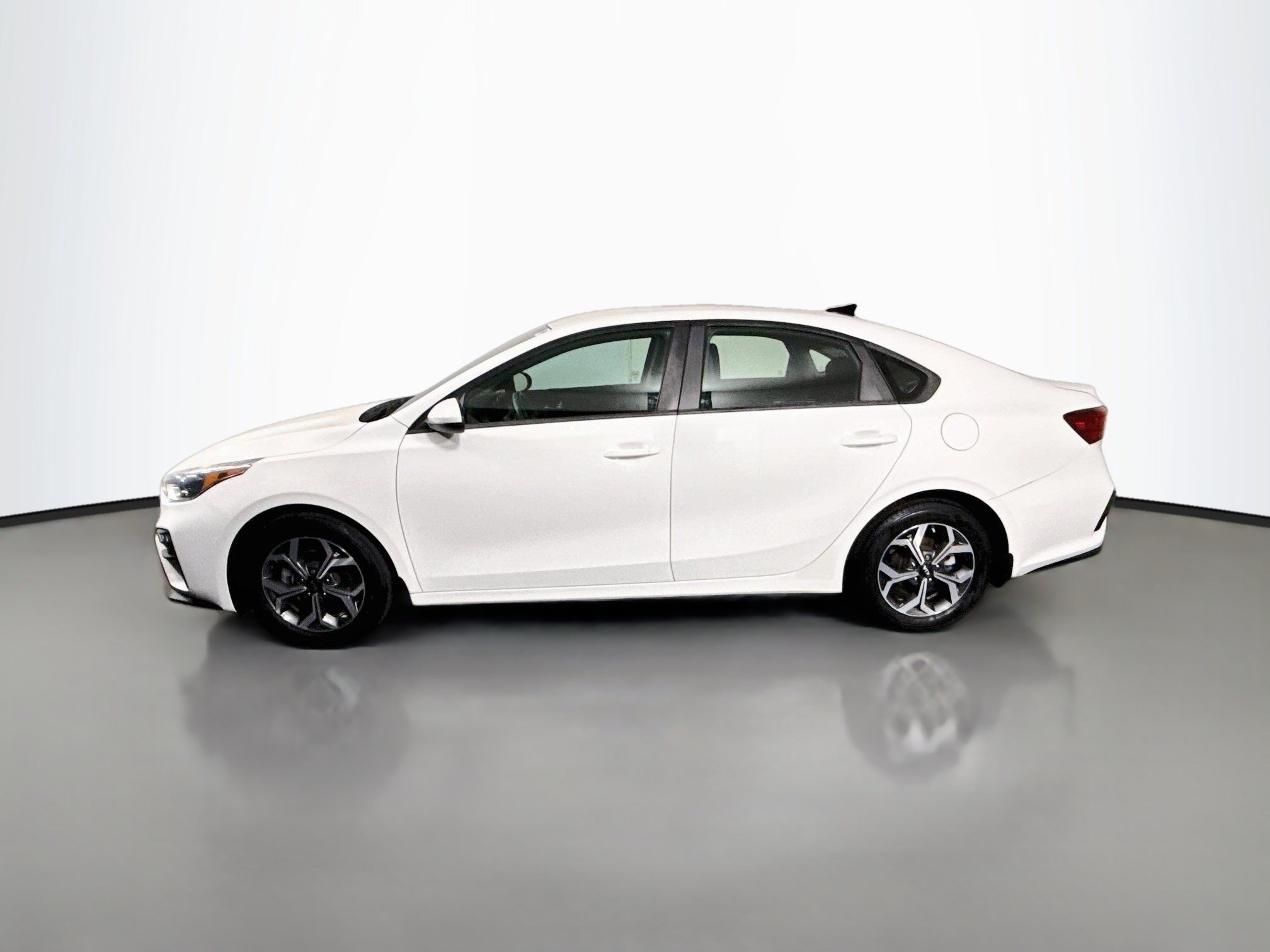 Used 2019 Kia Forte LXS FWD image 6