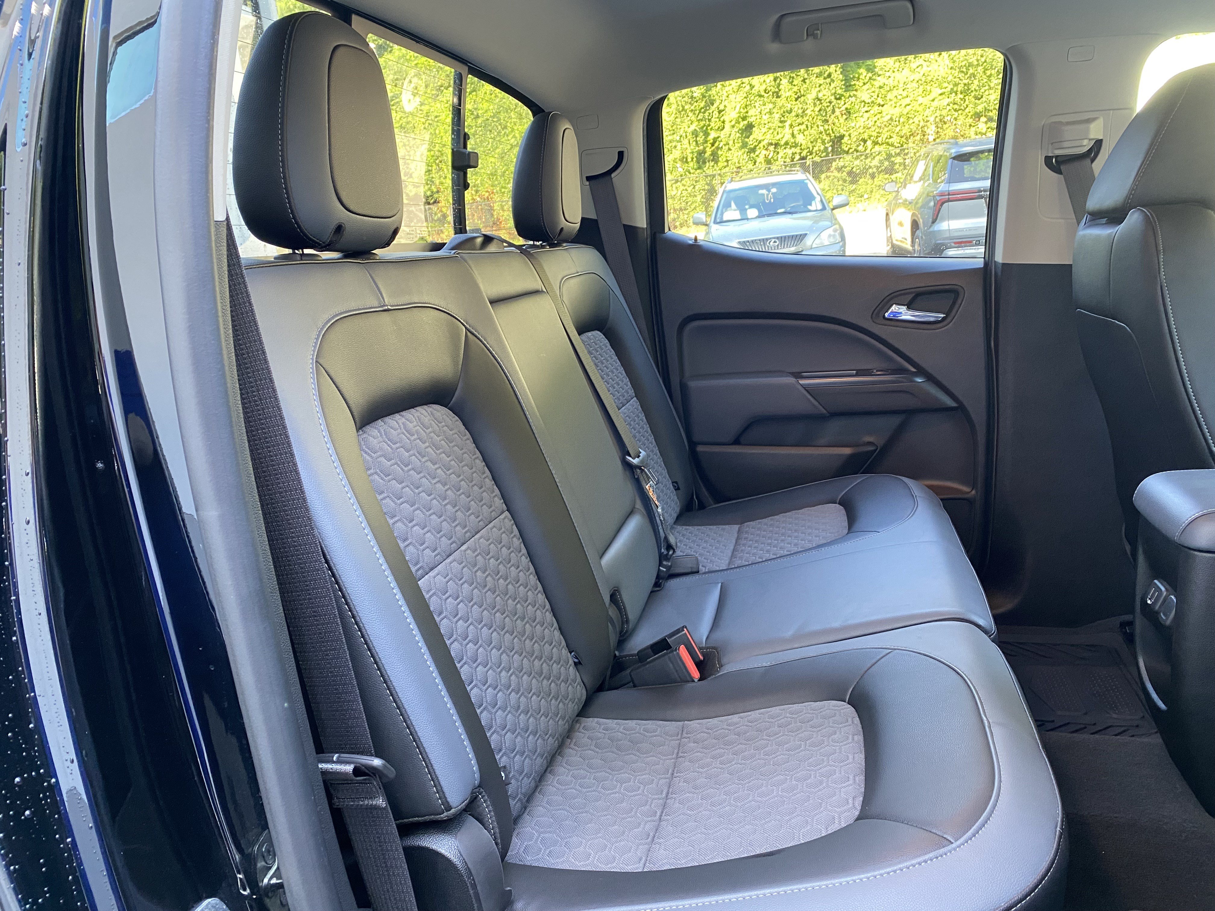 Used 2020 Chevrolet Colorado Z71 RWD image 33