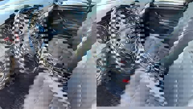 Used 2015 Volkswagen Golf S image 4