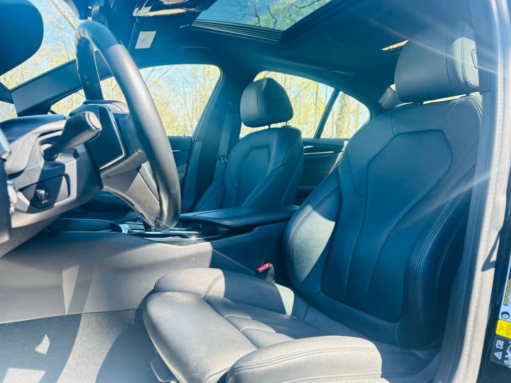 Used 2018 BMW 530i xDrive AWD/4WD image 26