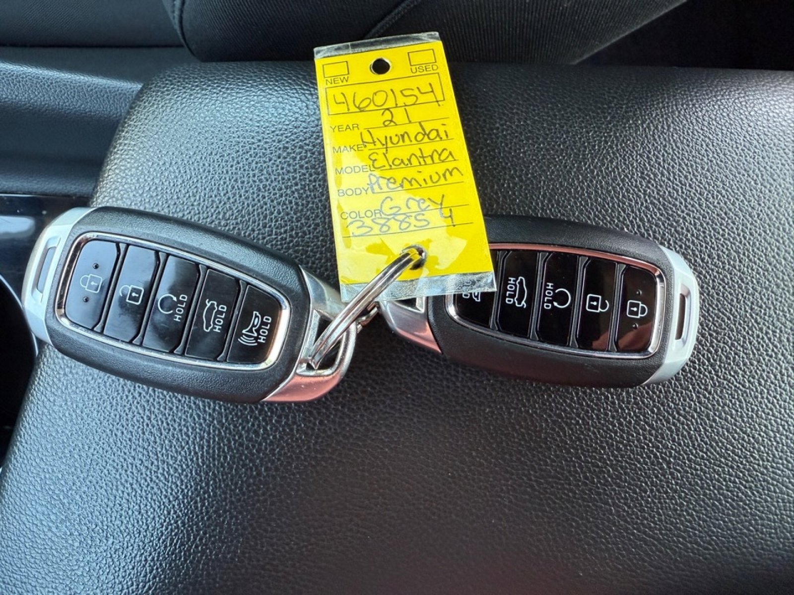 Used 2021 Hyundai Elantra SEL w/ Convenience + Premium Package image 42