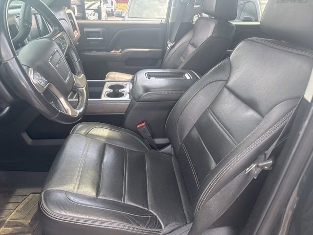 Used 2018 GMC Sierra 2500 Denali w/ Duramax Plus Package AWD/4WD image 35