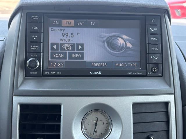 Used 2009 Chrysler Town & Country Limited w/ Entertainment Group #3 image 22