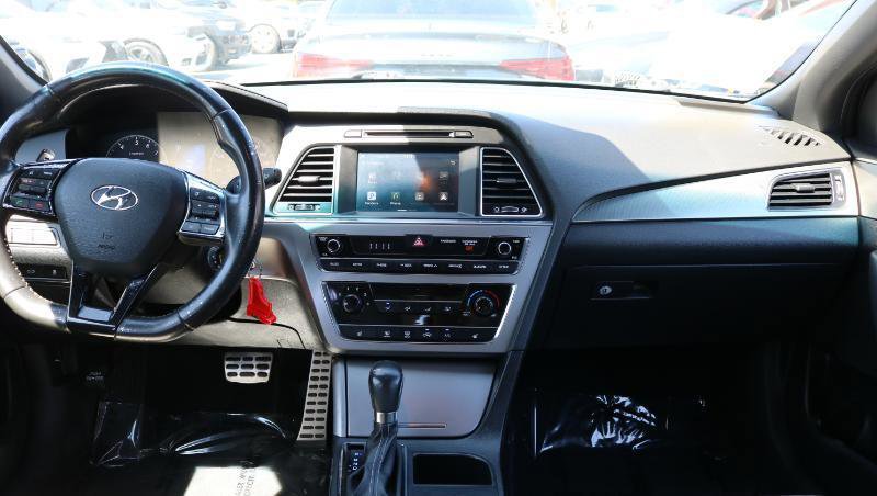 Used 2017 Hyundai Sonata Sport 2.0T image 16