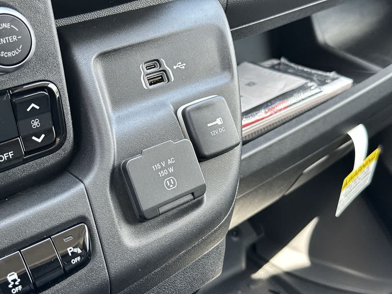 New 2026 RAM ProMaster 3500 w/ Premium Convenience Group FWD image 29