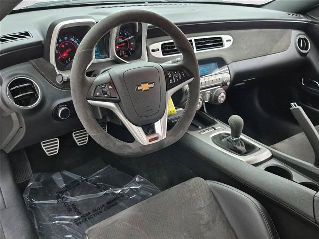 Used 2015 Chevrolet Camaro Z/28 RWD image 15