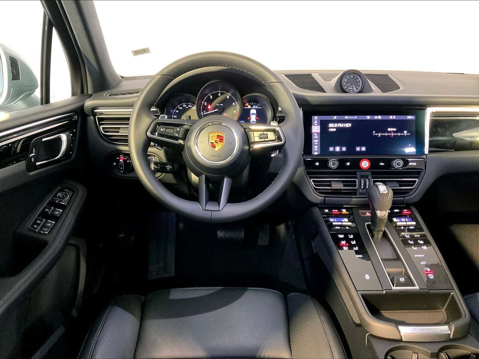 New 2026 Porsche Macan AWD/4WD image 13