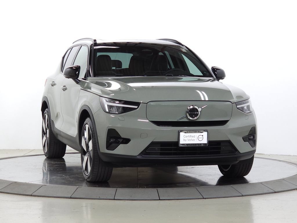 Used 2023 Volvo XC40 Recharge Plus w/ Protection Package Premier AWD/4WD image 1