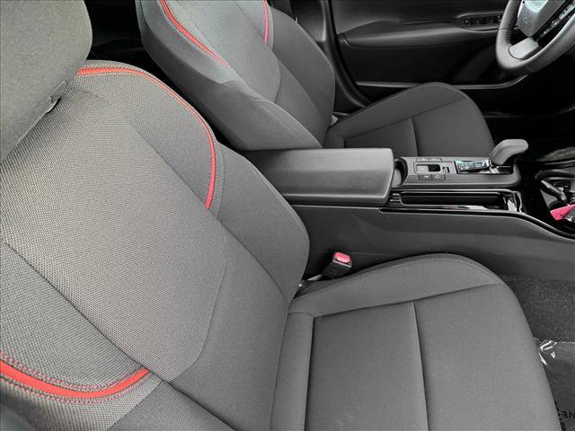 Used 2026 Toyota Prius Plug-In Hybrid image 19