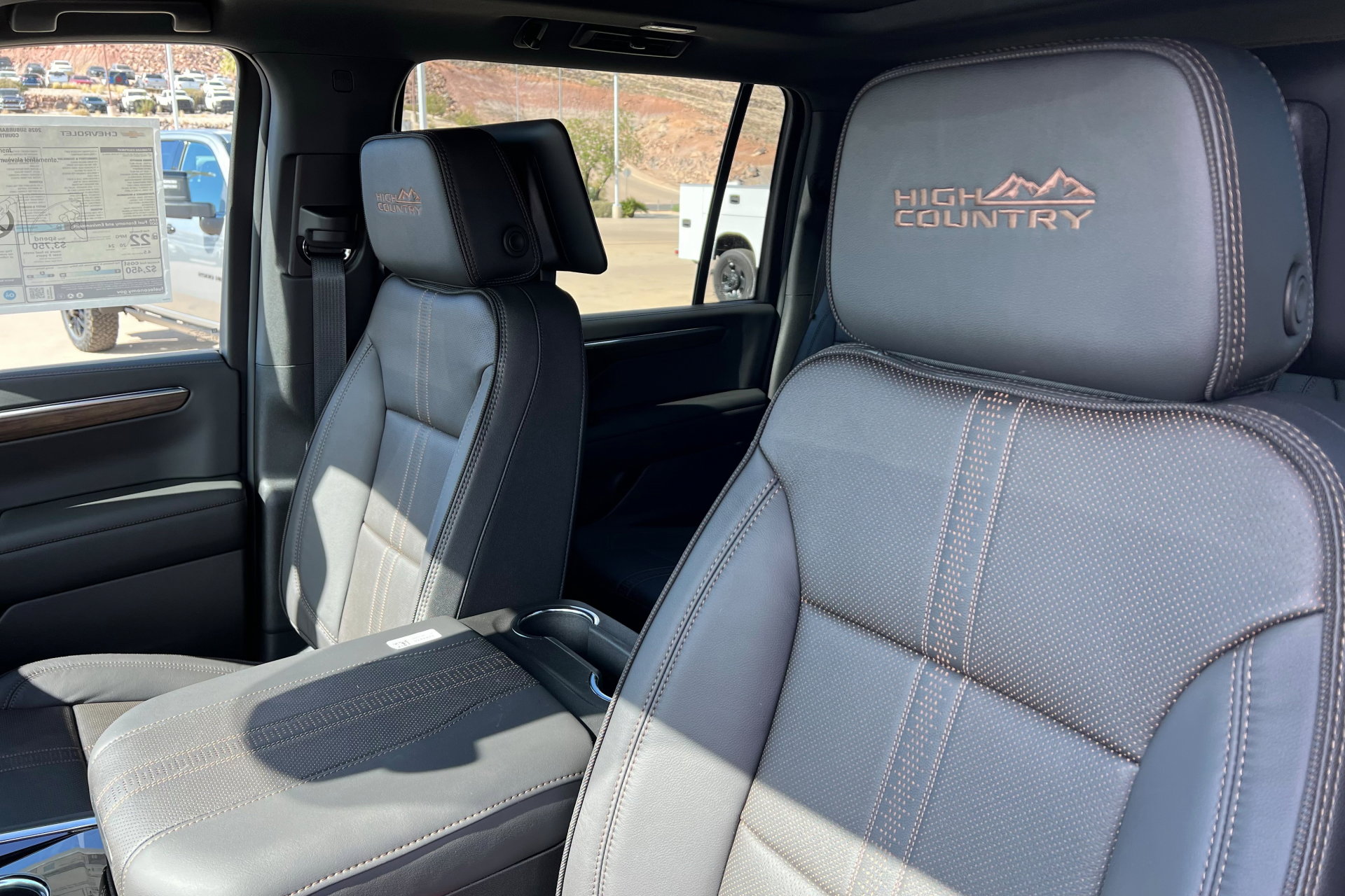 New 2026 Chevrolet Suburban High Country image 17