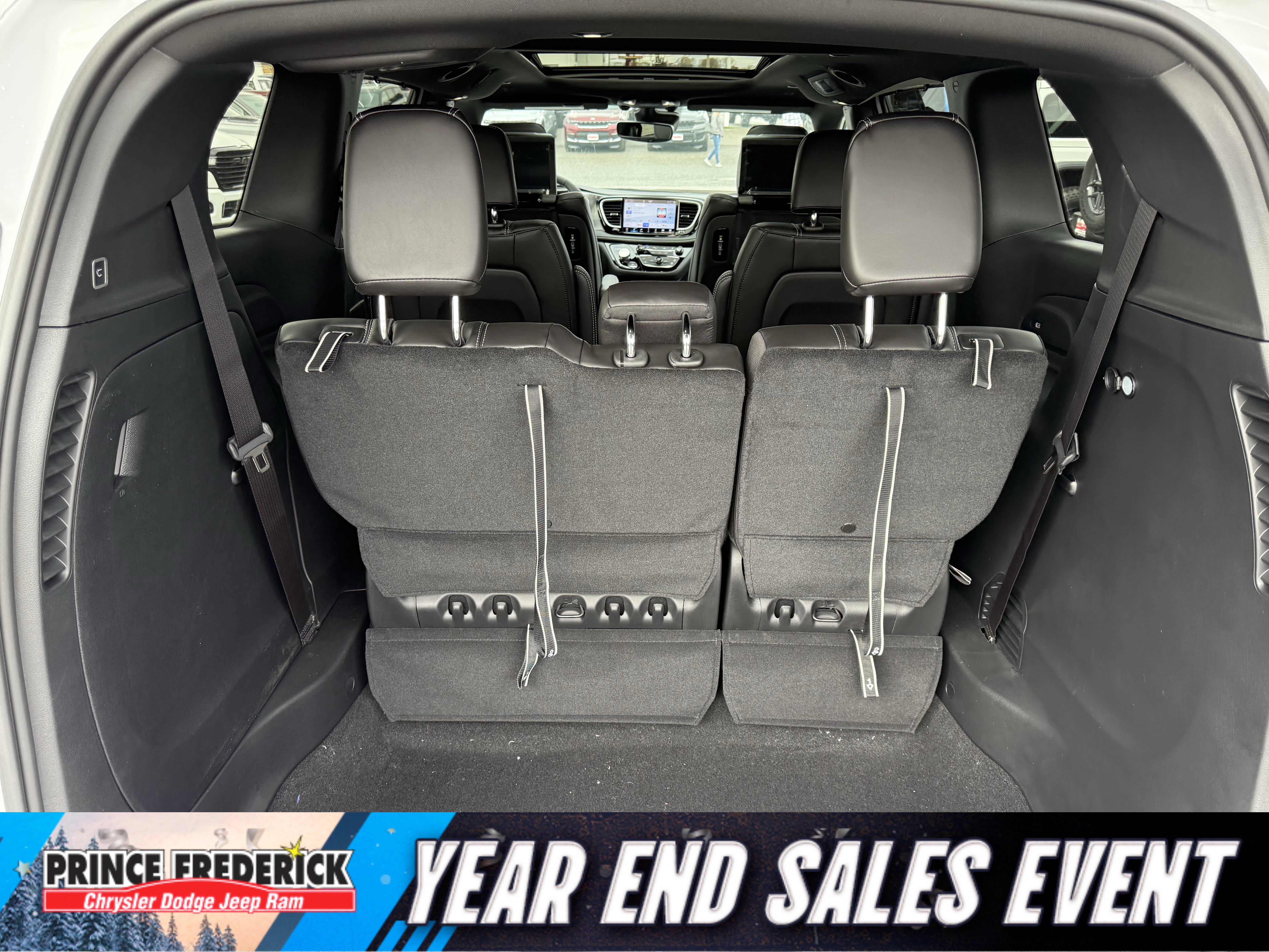 New 2026 Chrysler Pacifica Select image 14