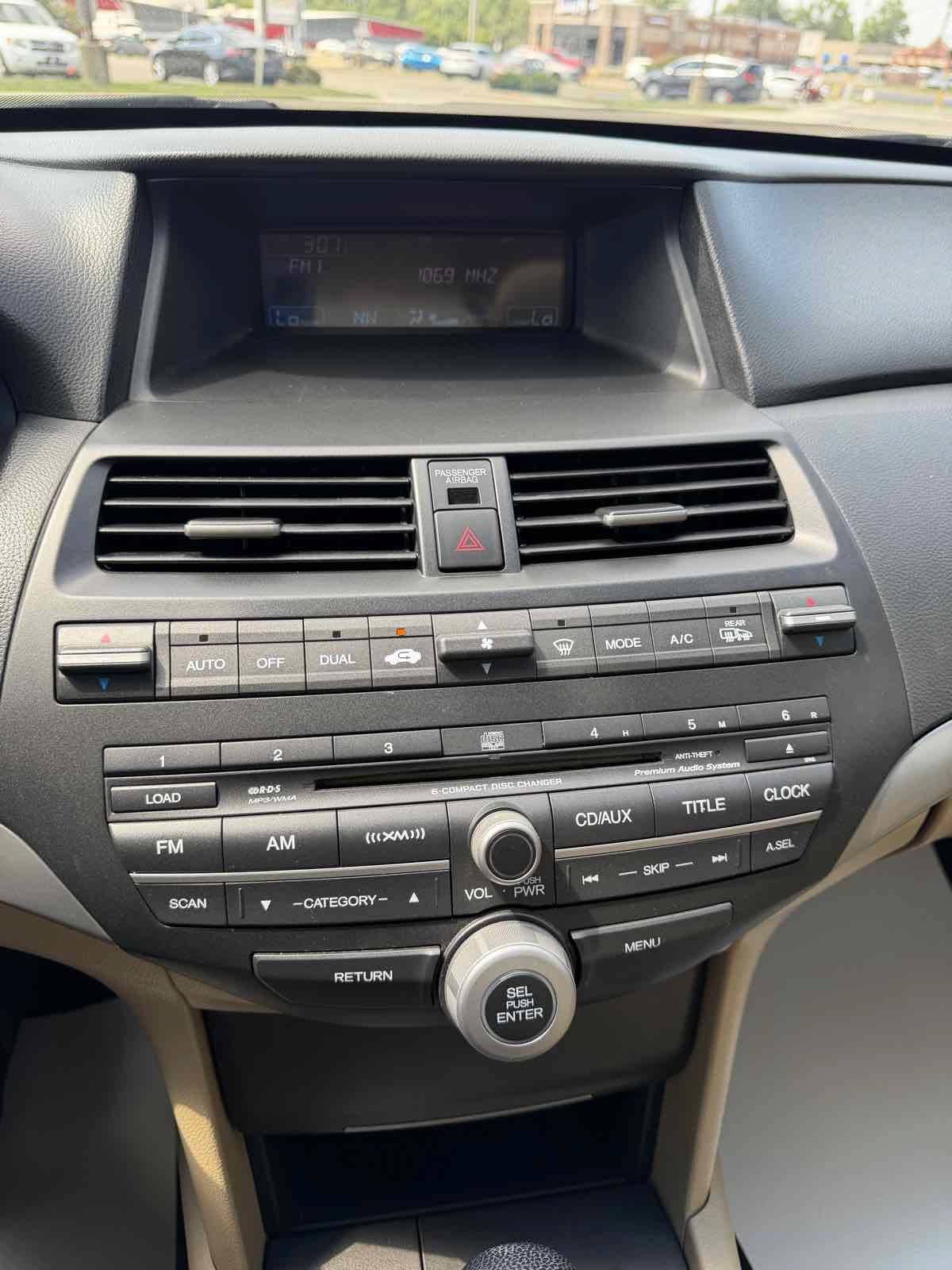 Used 2009 Honda Accord EX-L image 21