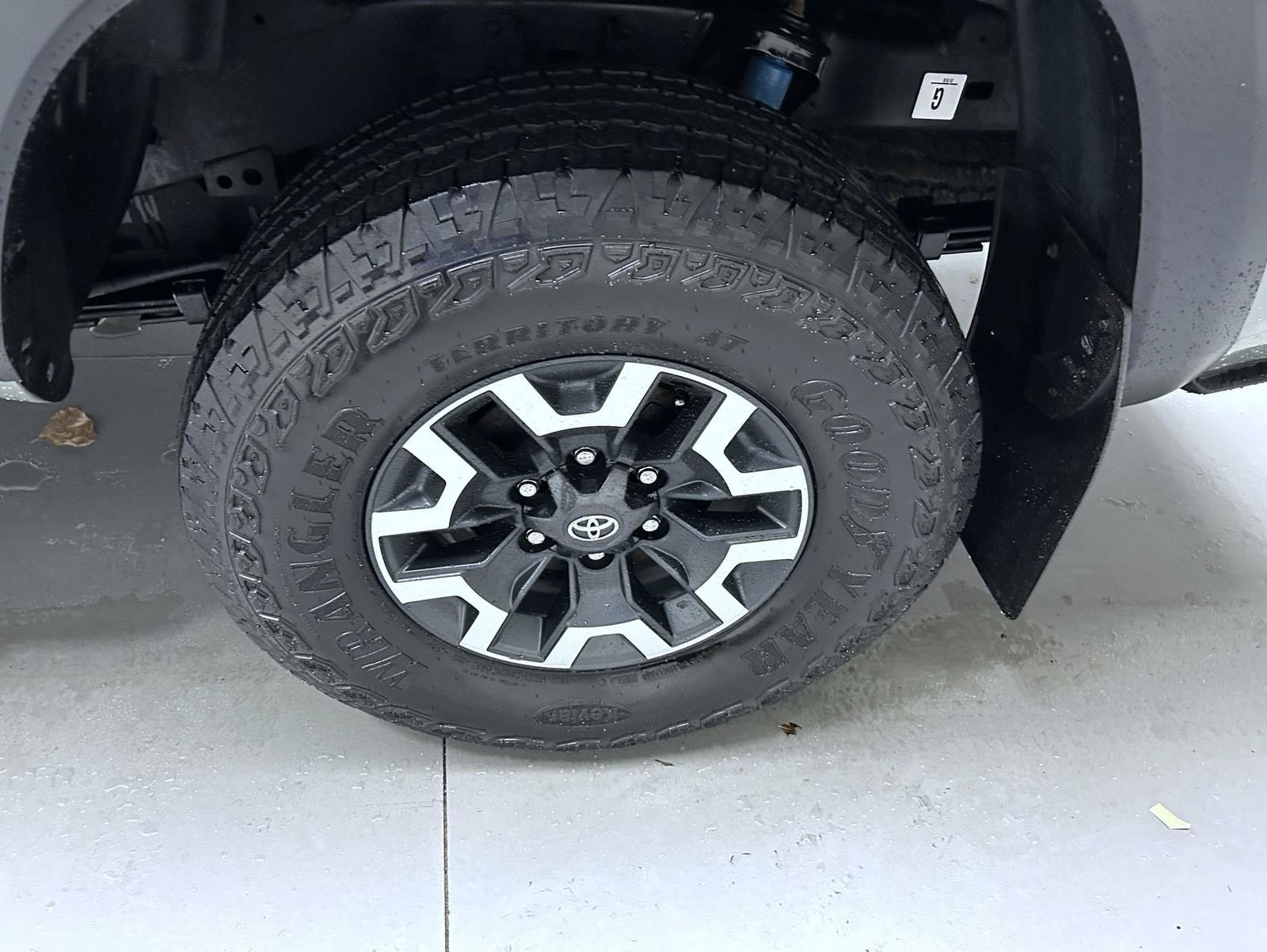 Used 2023 Toyota Tacoma TRD Off-Road AWD/4WD image 22