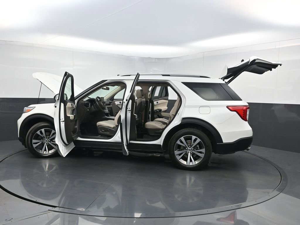 Used 2020 Ford Explorer Platinum w/ Premium Technology Package image 41