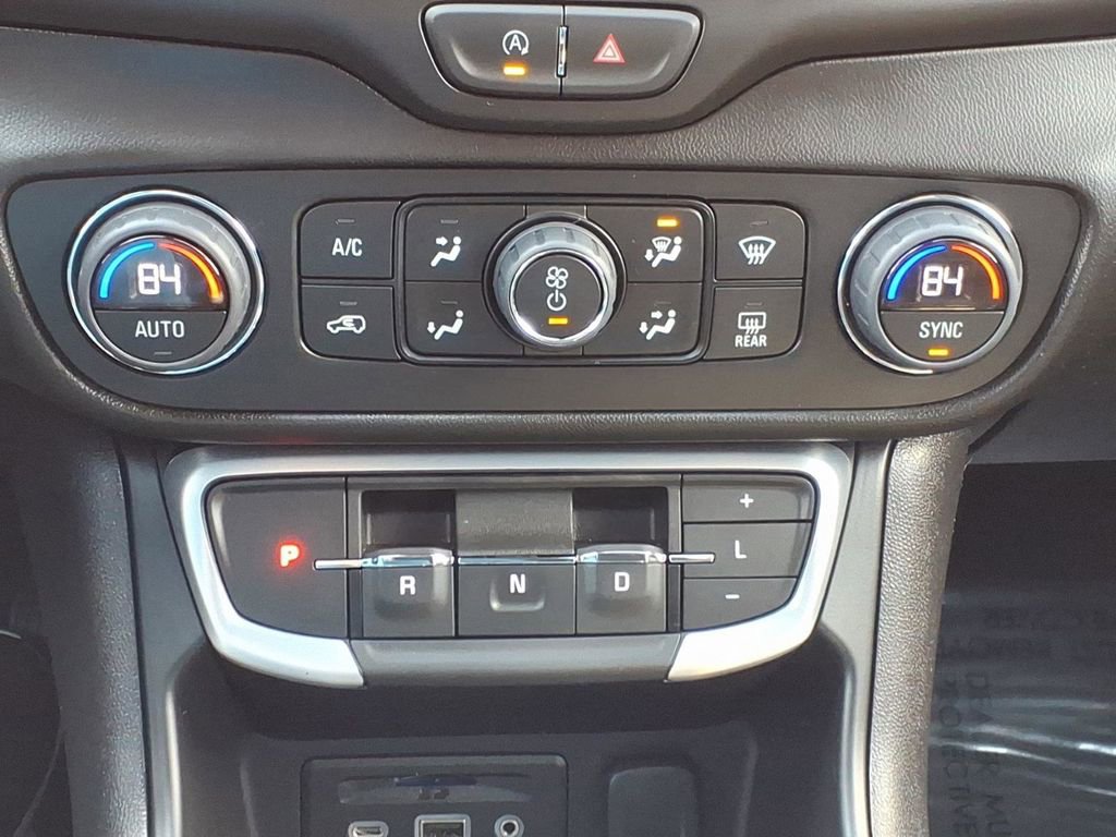 Used 2024 GMC Terrain SLT w/ LPO, Floor Liner Package image 16