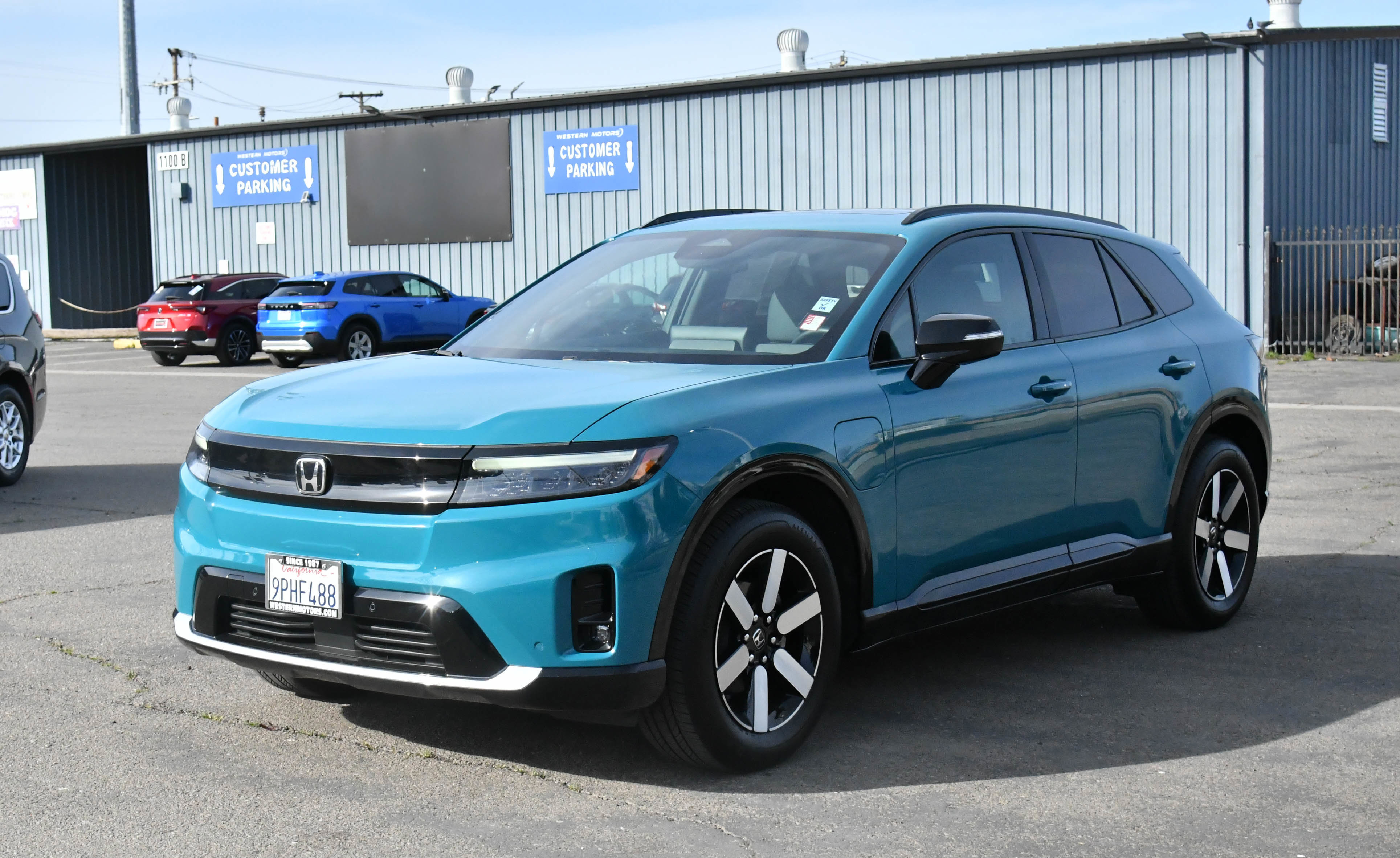 Used 2024 Honda Prologue Touring image 3