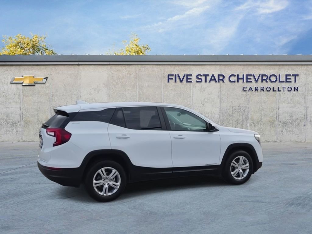Certified 2024 GMC Terrain SLE image 9