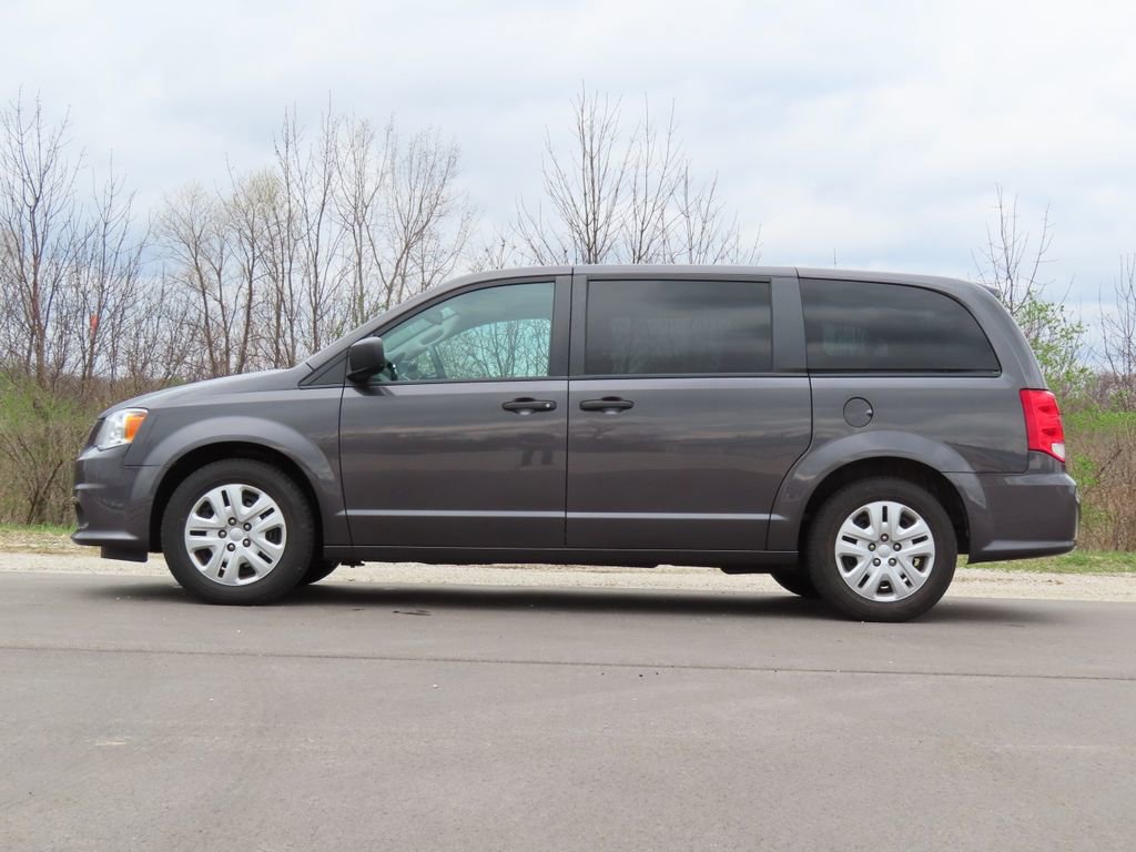 Certified 2020 Dodge Grand Caravan SE image 5