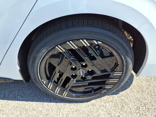 New 2026 Nissan Sentra SR image 4