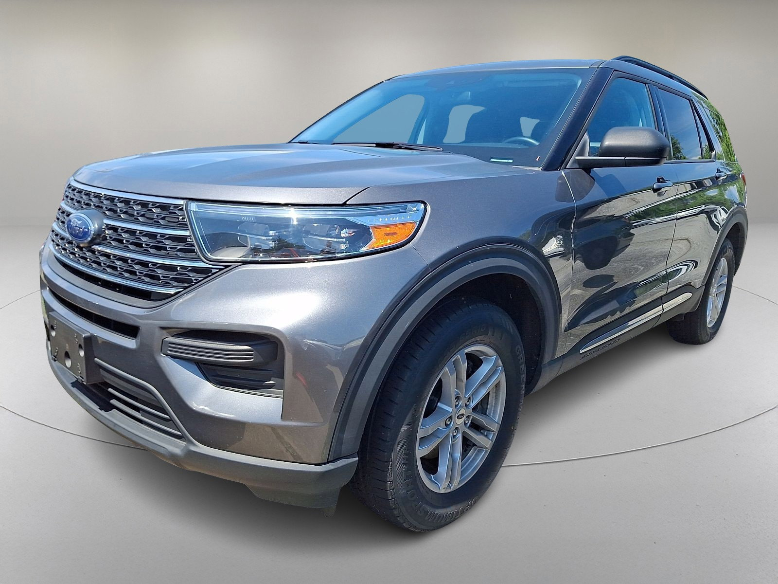 Used 2022 Ford Explorer XLT w/ Class IV Trailer Tow Package AWD/4WD image 4