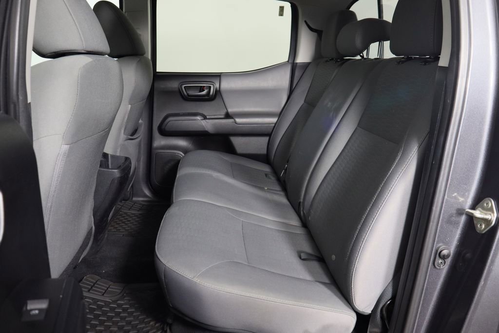 Used 2019 Toyota Tacoma SR image 17