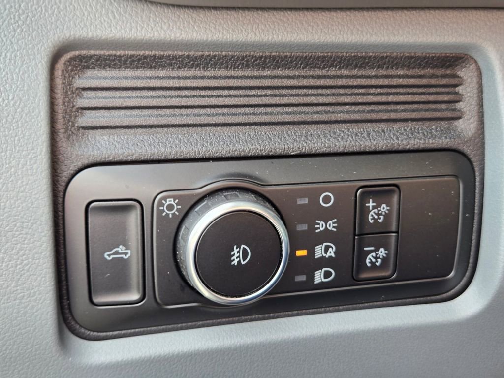 New 2026 Ford F350 XLT image 25