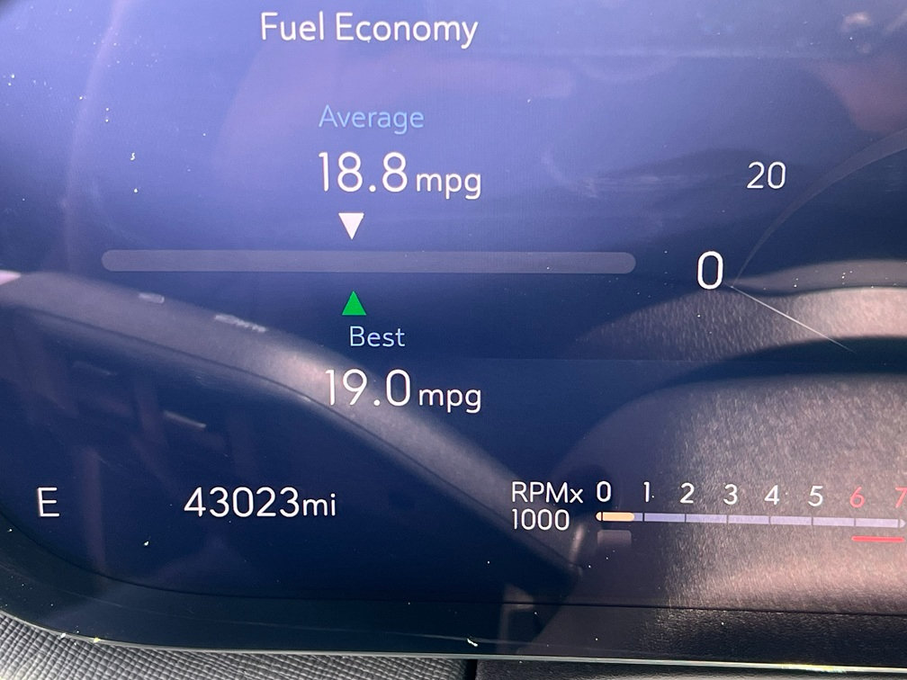 Certified 2025 Buick Enclave Preferred FWD image 9