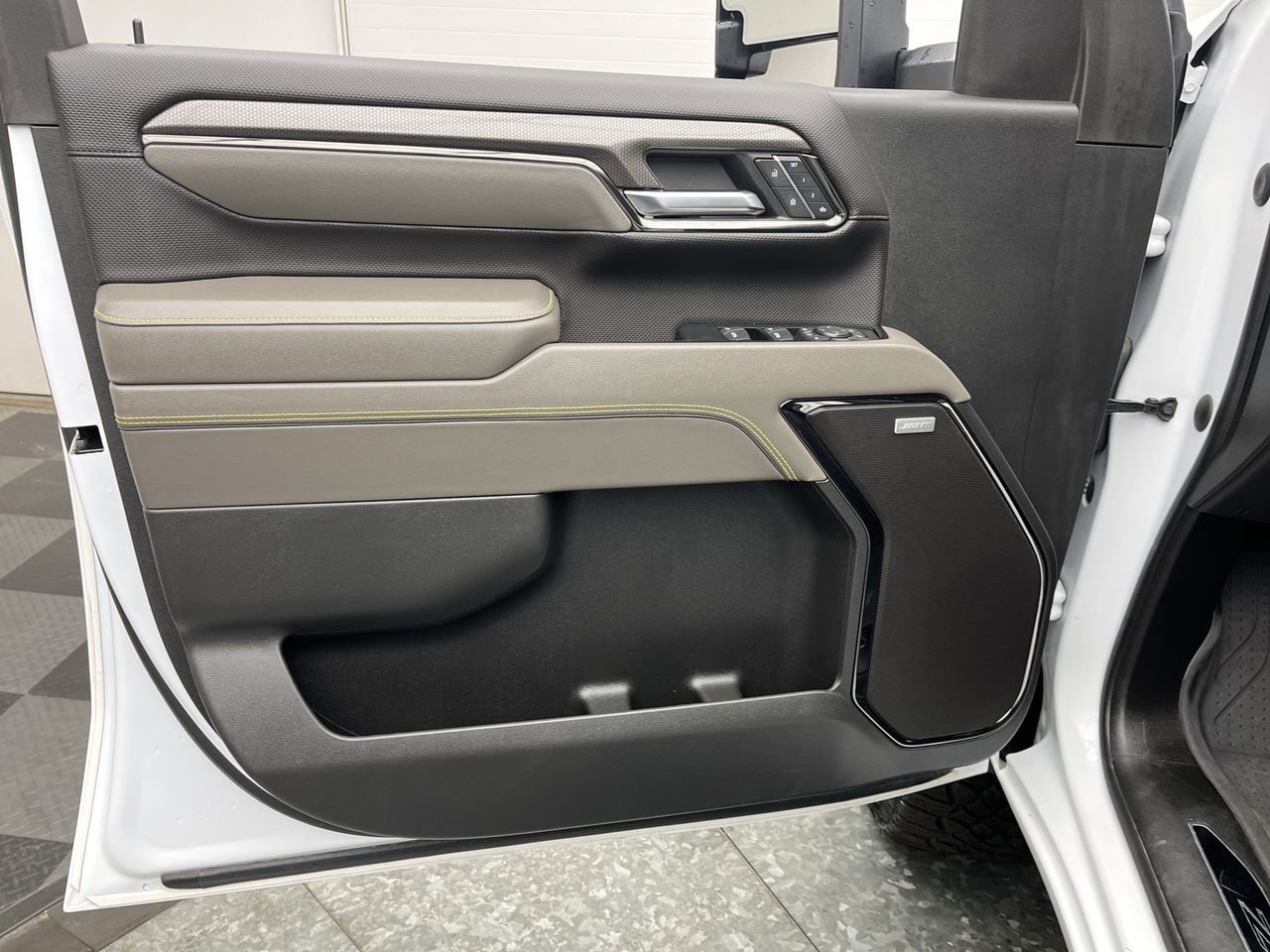 Certified 2024 Chevrolet Silverado 2500 ZR2 w/ Technology Package image 10