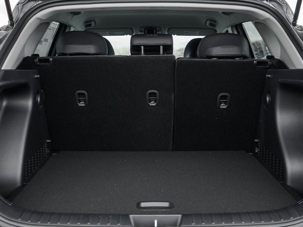 New 2026 Hyundai Kona SEL Premium AWD/4WD image 8