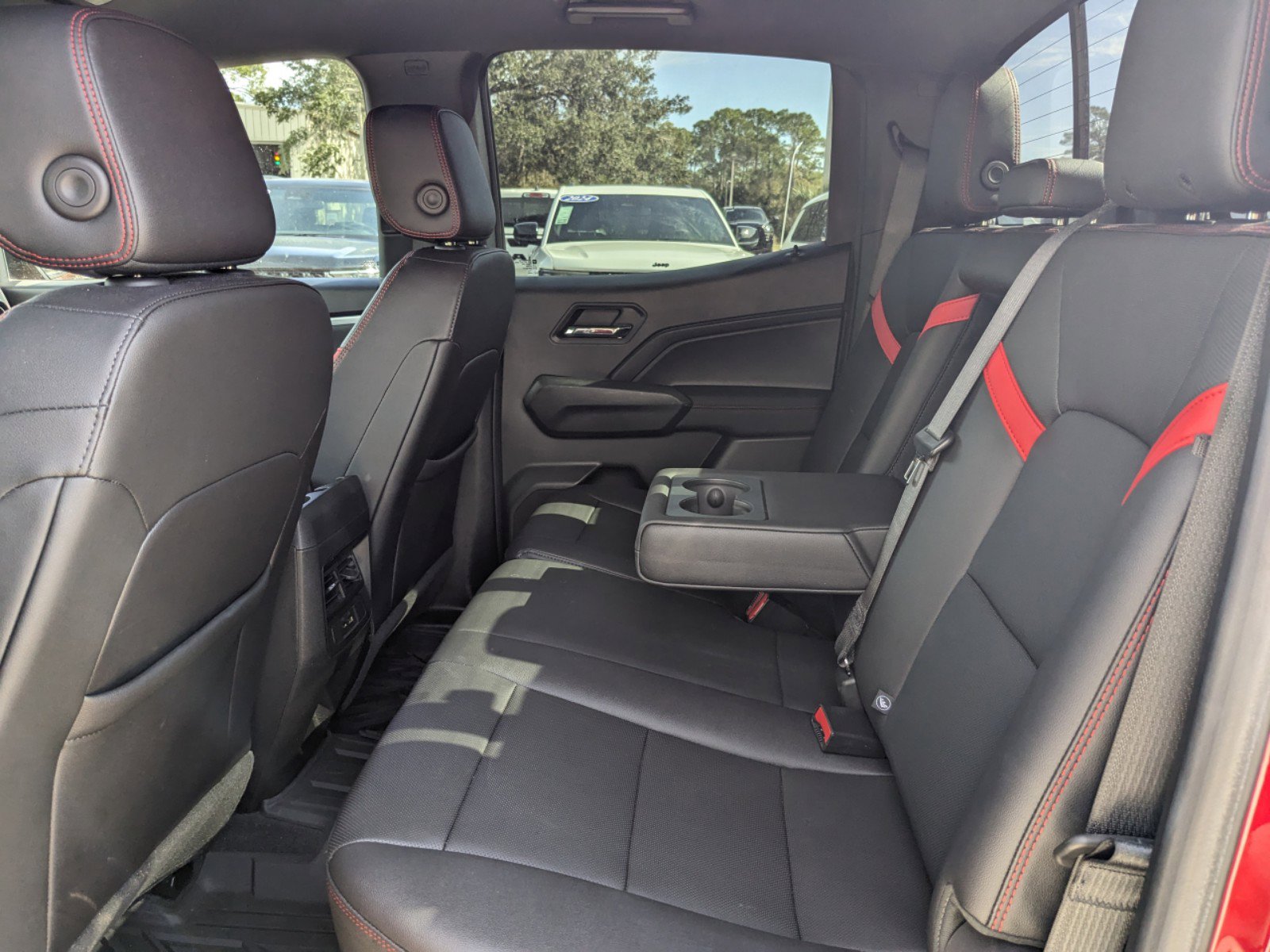 Certified 2023 Chevrolet Colorado Z71 w/ Z71 Convenience Package 2 image 12