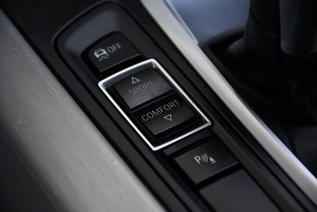 Used 2018 BMW X5 sDrive35i w/ Driving Assistance Package image 13