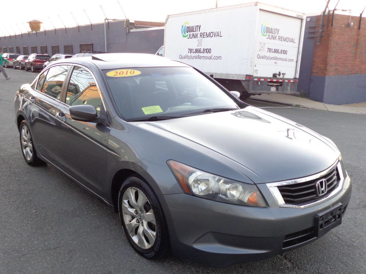 Used 2010 Honda Accord EX image 2