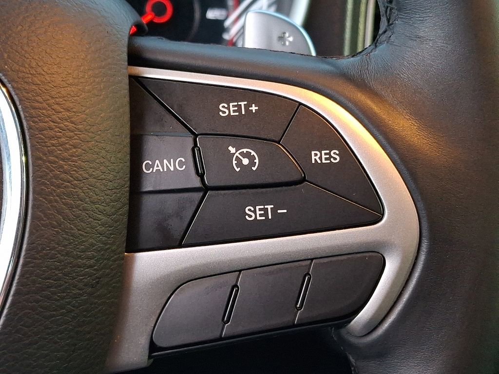 Used 2016 Dodge Charger SXT w/ AWD Plus Group image 18