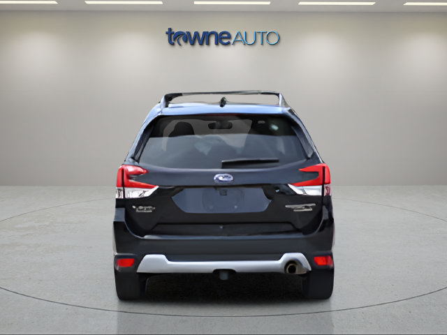 Used 2021 Subaru Forester Touring AWD/4WD image 4