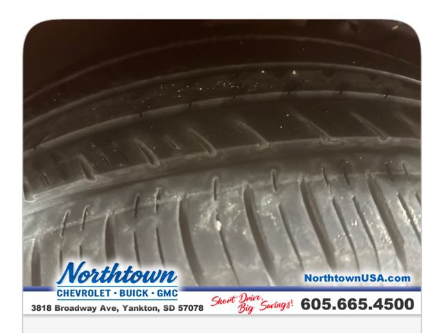 Used 2023 Chevrolet Equinox RS w/ RS Leather Package AWD/4WD image 28