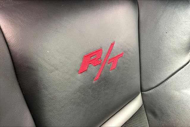 Used 2014 Dodge Challenger R/T RWD image 23